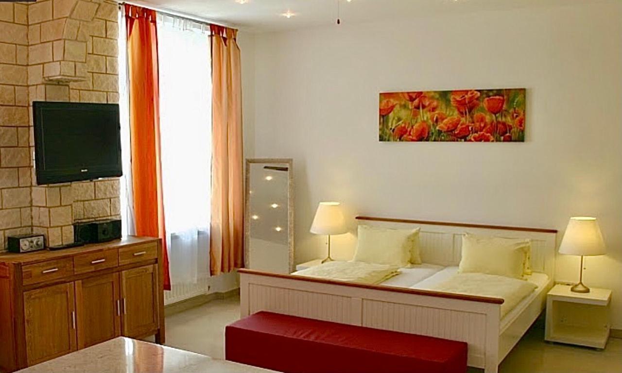 Suite Apartment Jedlesee Vienna Exterior photo
