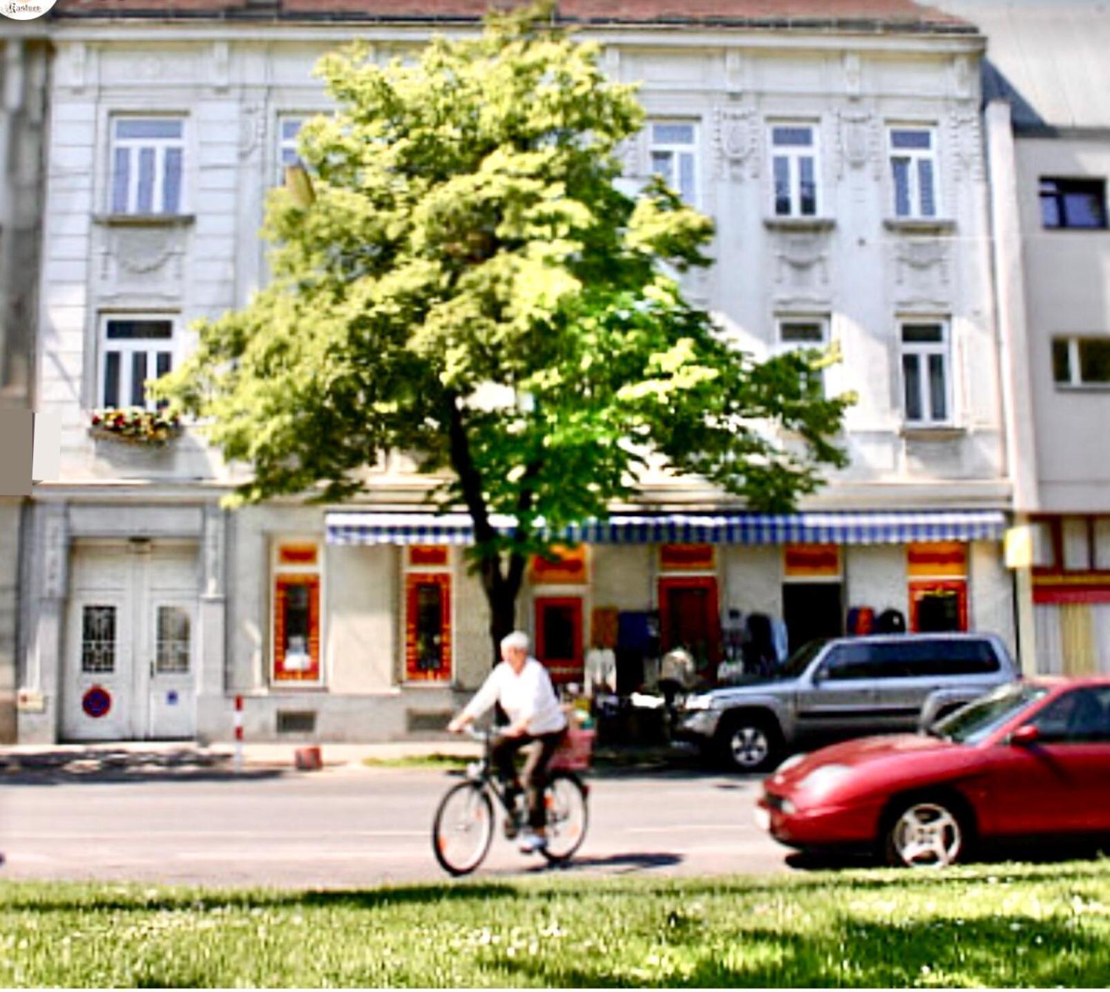 Suite Apartment Jedlesee Vienna Exterior photo